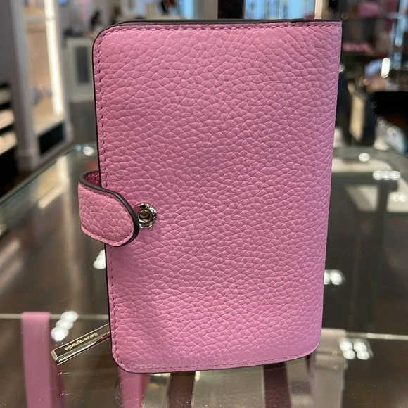 Kate Spade Lena Medium Bifold Wallet
Mandawilla
NWT - Picture 15 of 16